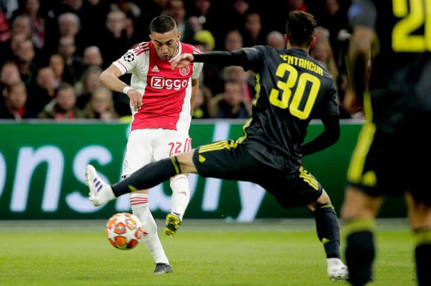 结构极其紧 结构极其紧