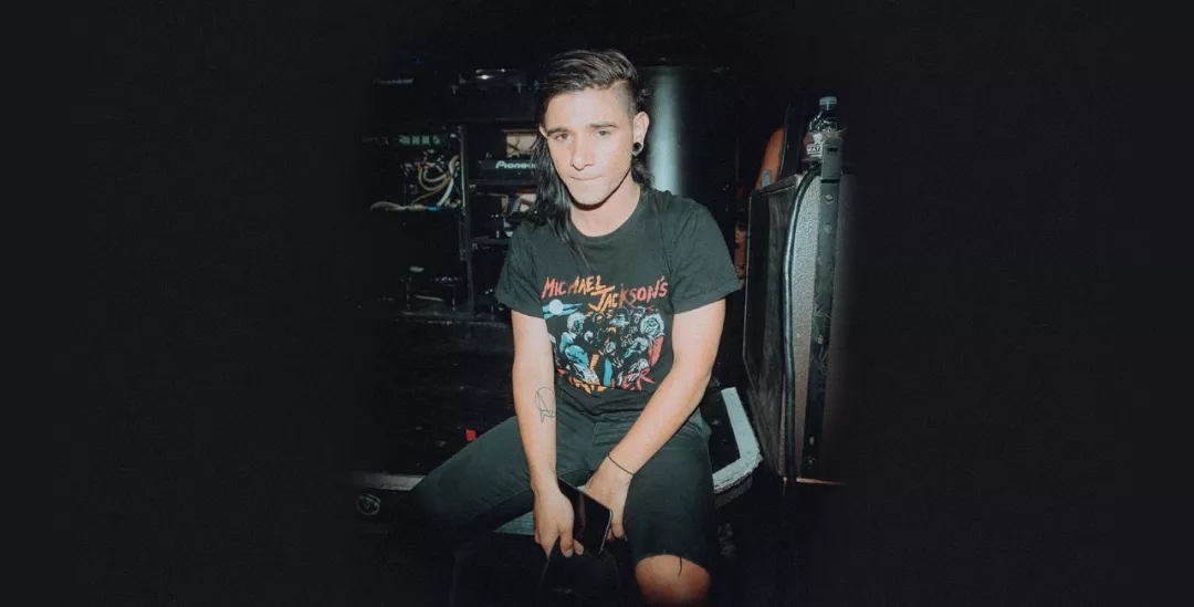 人士中引发 人士中引发